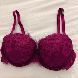 Victoria's Secret Lace Push-Up Bra in Magenta